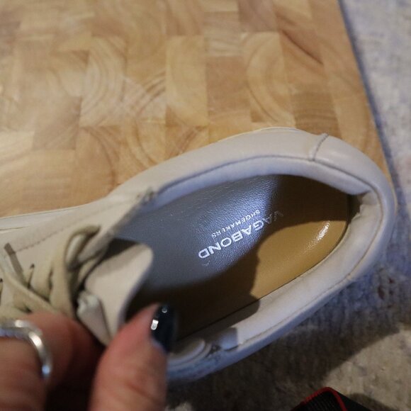 Cream Vagabond Leather Sneaker- Size 8 - Picture 6 of 6